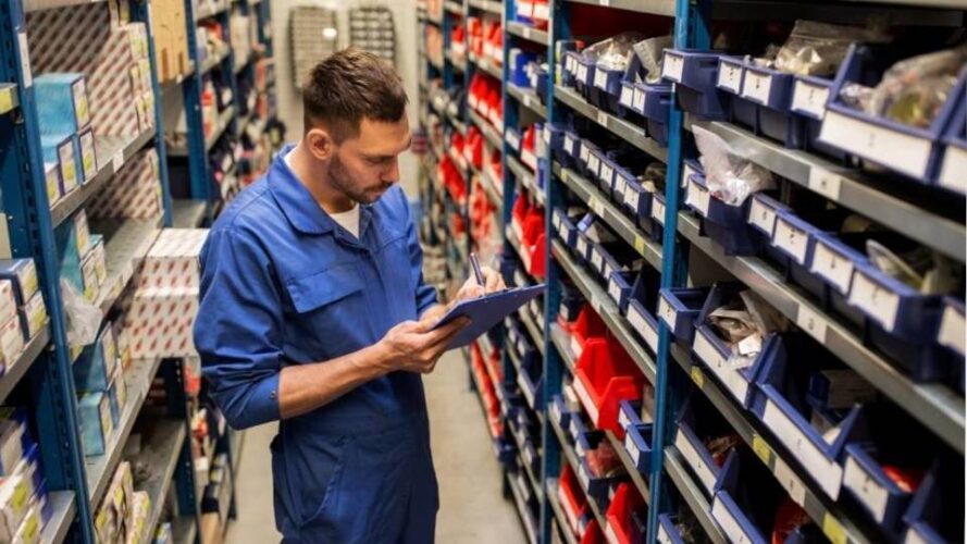Almacen de recambios ejemplos